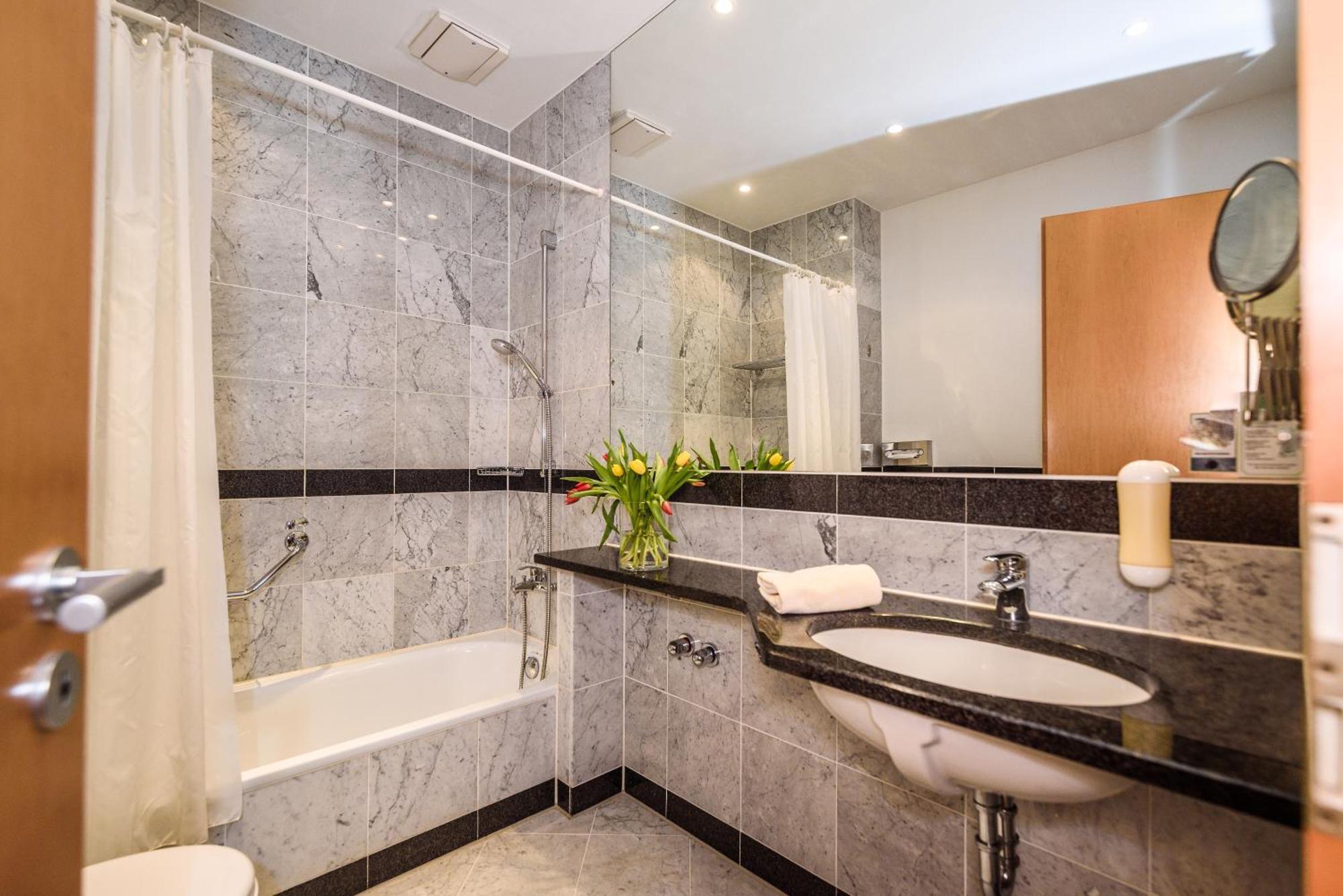 צינוביץ Hotel Asgard'S Meereswarte חדר תמונה