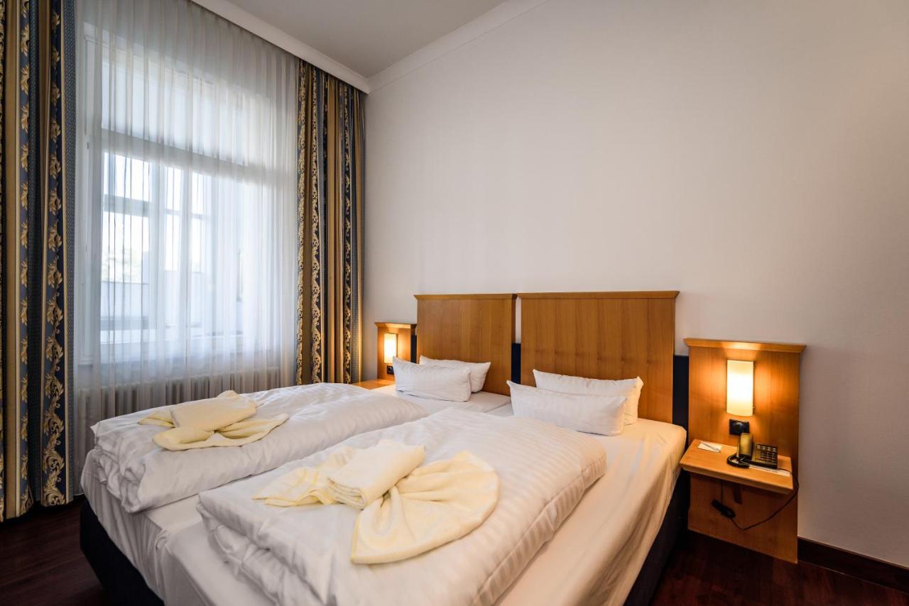 צינוביץ Hotel Asgard'S Meereswarte מראה חיצוני תמונה